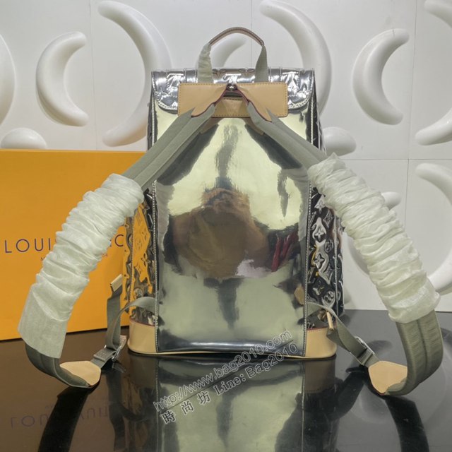 LV專櫃新款男包 路易威登Christopher小號雙肩包 M41379銀色亮面 LV Mirror Mirror 膠囊系列男士後背包  ydh4317